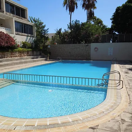Jacaranda Mit Pool Lägenhet